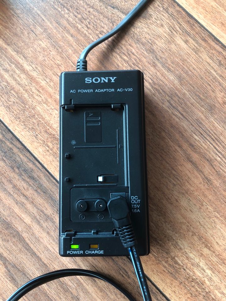 Camcorder Sony TR705E Konvolut Handycam in Itzstedt