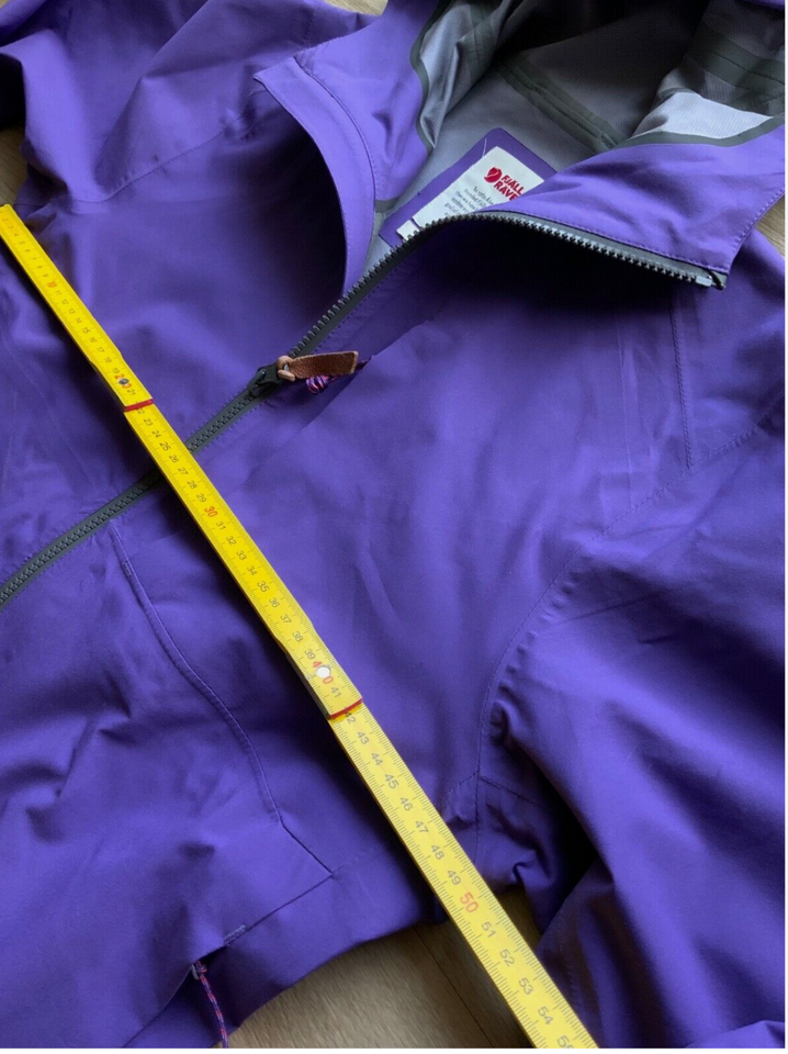 Fjällräven Eco-Shell Abisko Hardshell Jacke - lila - Gr. M - 380€ in Leipzig