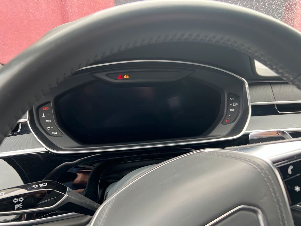 Audi Virtual Cockpit Anpassung Q8 Q7 Q5 A8 A7 A6 A5 A4 in Mayen