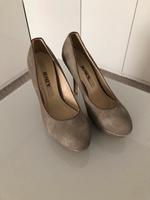 ❤️ NEU Damenschuhe Größe 39 Jumex Pumps Highheels ❤️ Niedersachsen - Braunschweig Vorschau