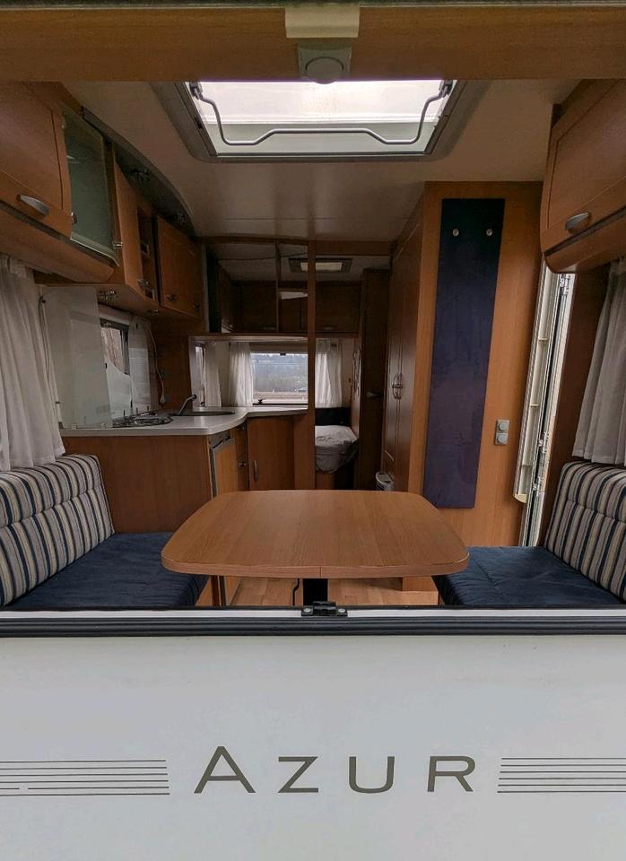 Wohnwagen mit Vorzelt Knaus Azur 500 FU französisches Bett, TV in Würzburg