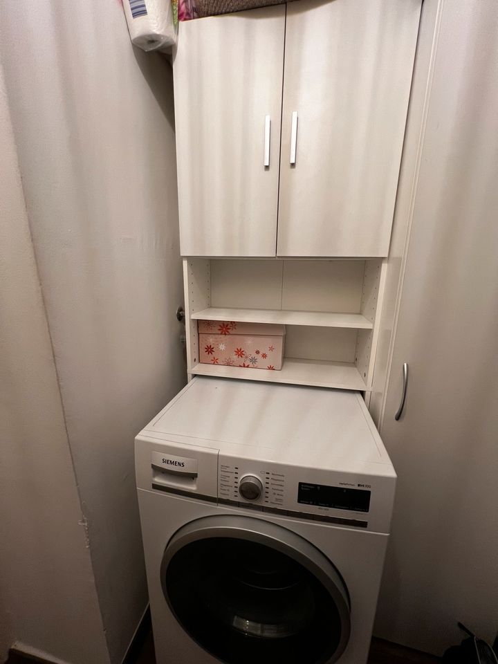 Waschtmaschinenüberschrank in München