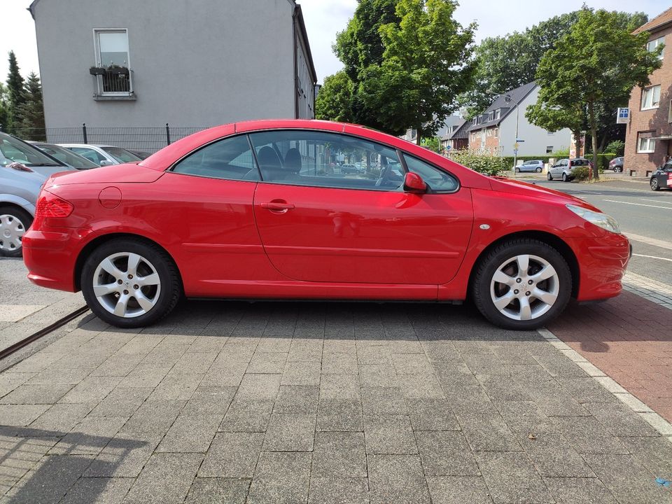 Peugeot Cabrio 307CC *Klimatonic-Elek.Dach* in Oberhausen