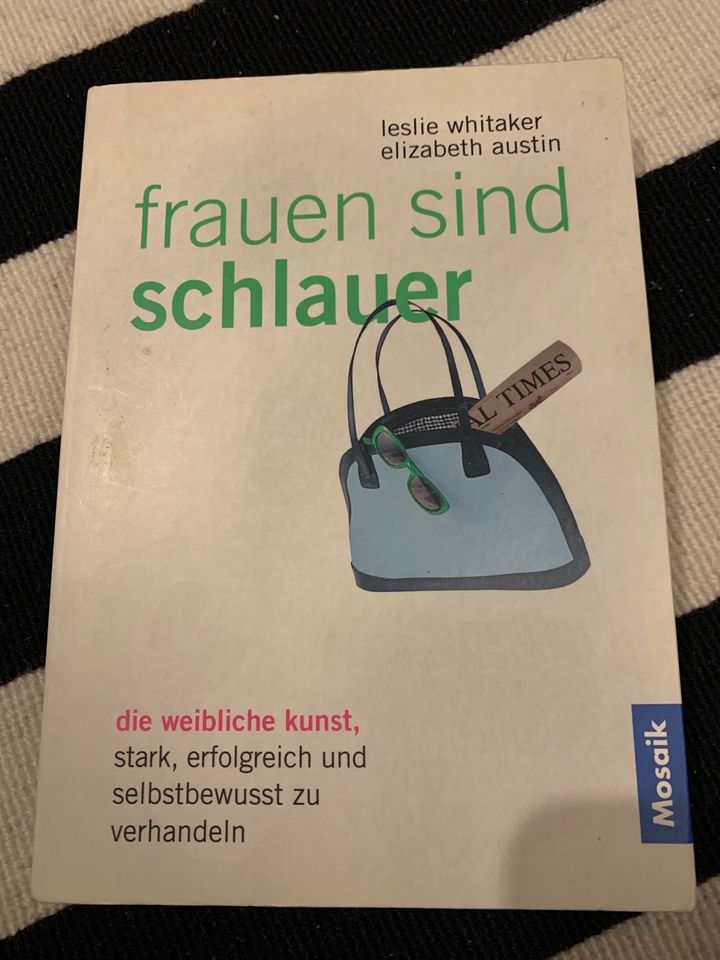 Buch Frauen sind schlauer: Die weibliche Kunst, stark, erfolgreic in Schiffdorf