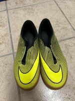 Nike Fußball Hallen Schuhe Größe 34 Hannover - Ahlem-Badenstedt-Davenstedt Vorschau