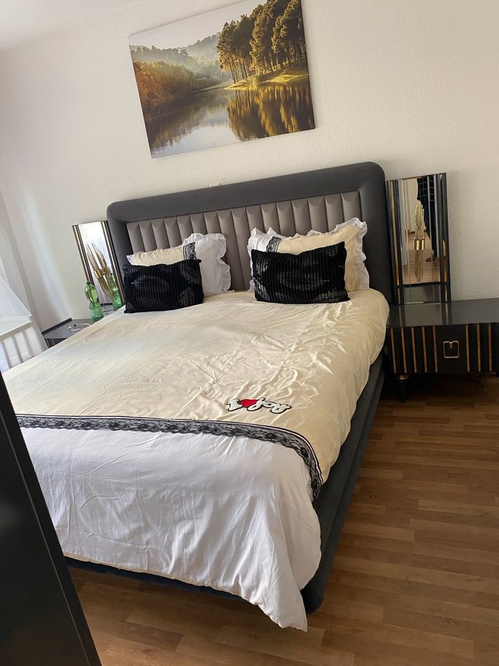 Schlafzimmer Komplett in Siegen