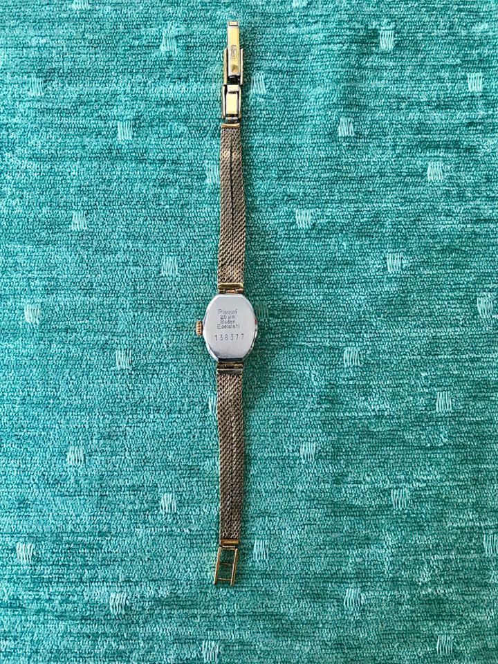 Vintage Damen Uhr von Ruhla (Hergestellt in der DDR) in Dresden