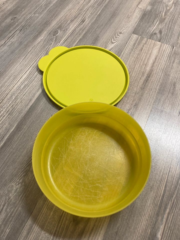 Tupperware Schüssel Box mit Deckel Kinder.teller in Bobingen