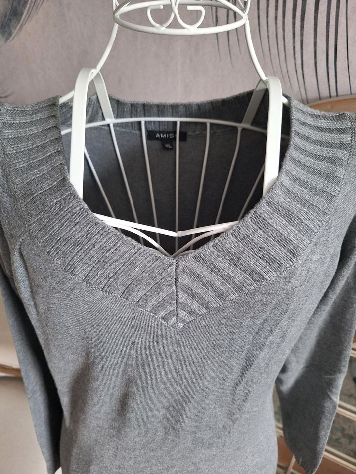 Amisu Pullover Gr XL grau V-Ausschnitt in Grettstadt