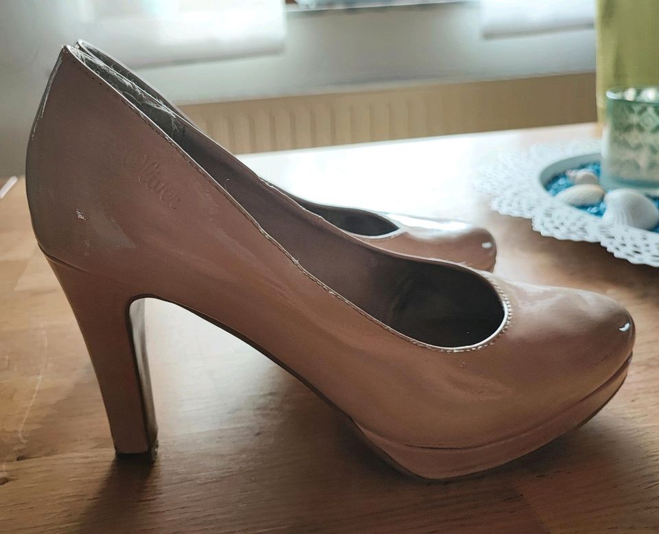 S. Oliver Plateau Lack Pumps Hochzeitsschuhe nude Größe 39 in Ehrenberg (Rhön)