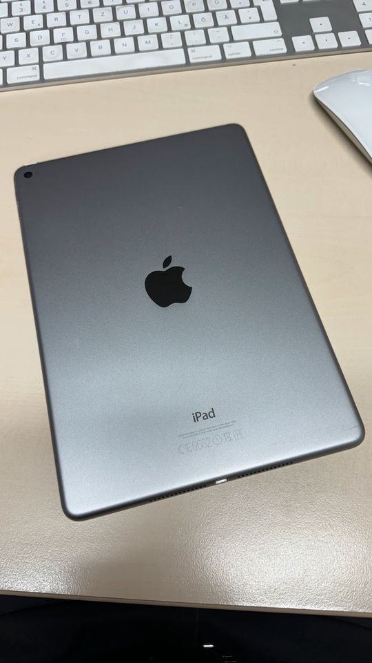 Apple IPad Air 2 64 GB spacegrau !!!Top Zustand!!! in Gensingen