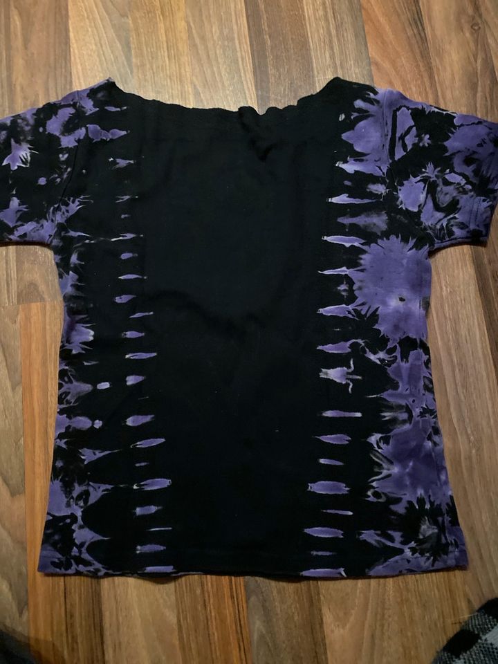 Shirt, Batik, gothic, schwarz, lila, Gr.XS in Hessen - Fulda | eBay  Kleinanzeigen ist jetzt Kleinanzeigen