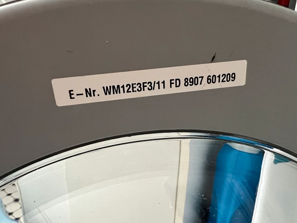 Siemens Waschmaschine, 1200 U/min. WM12E3F3 (gebraucht) in Berlin