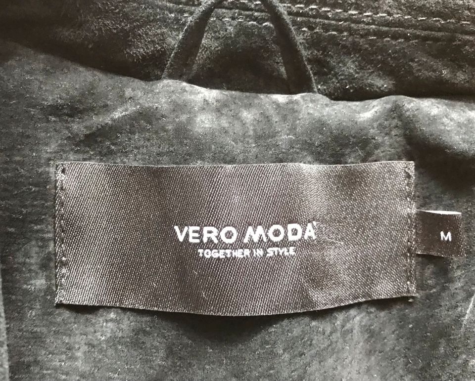 VERO MODA Lederjacke in Gr. M in Danndorf