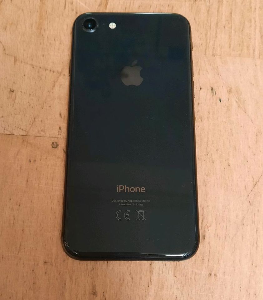 iphone 8 64 GB in Stuttgart