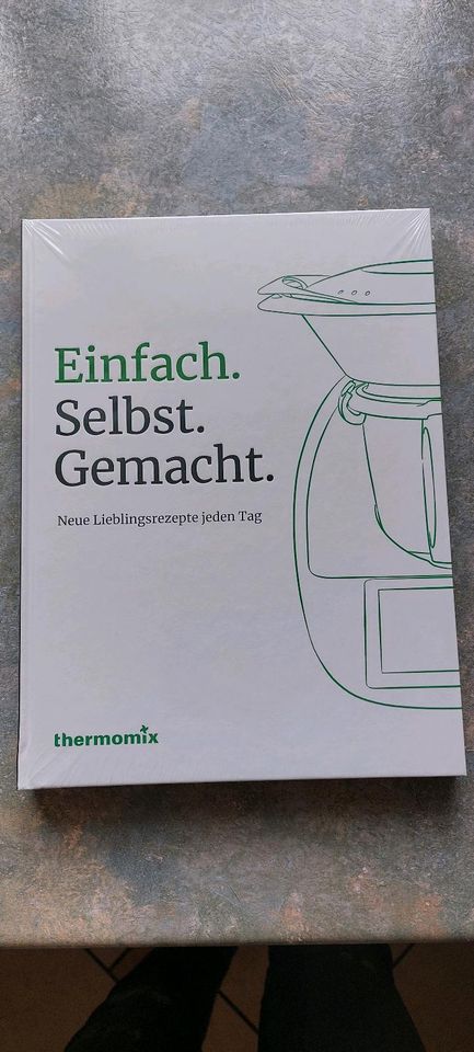 Thermomix Kochbuch neu in Hofkirchen