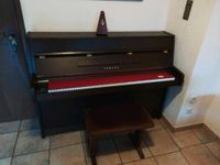 Klavier Yamaha E 110N | Nussbaum mahagoni | Preis  reduziert Essen - Essen-Borbeck Vorschau