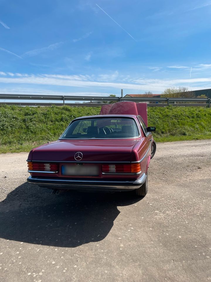 Mercedes W123 Coupé 1977 in Kitzingen