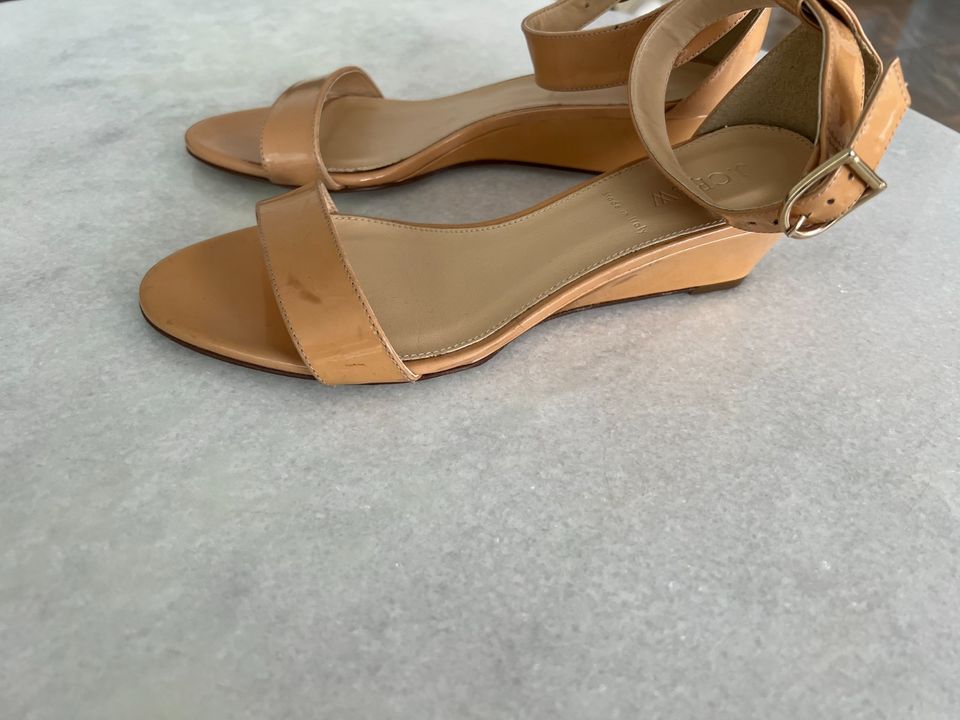 J. Crew Wedges Lackleder Lack Leder Gr 7 37 Beige Sandaletten NEU in Reutlingen