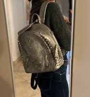 Rucksack gr.M silberfarben mit Strass,steine und Nieten Nordrhein-Westfalen - Nettetal Vorschau