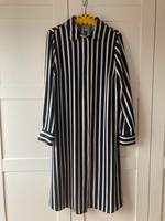 Midikleid H&M Kleid gestreift Gr. M, wie Neu schwarz weiß Nordrhein-Westfalen - Verl Vorschau