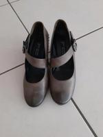 Pumps mit Riemen in 4 1/2 von Paul Green Hessen - Lorsch Vorschau