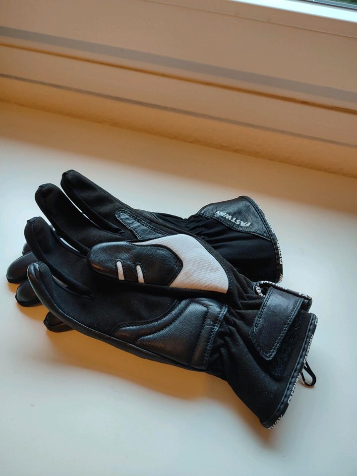 Handschuhe Motorradhandschuhe Fastway Gr. M in Oberhausen