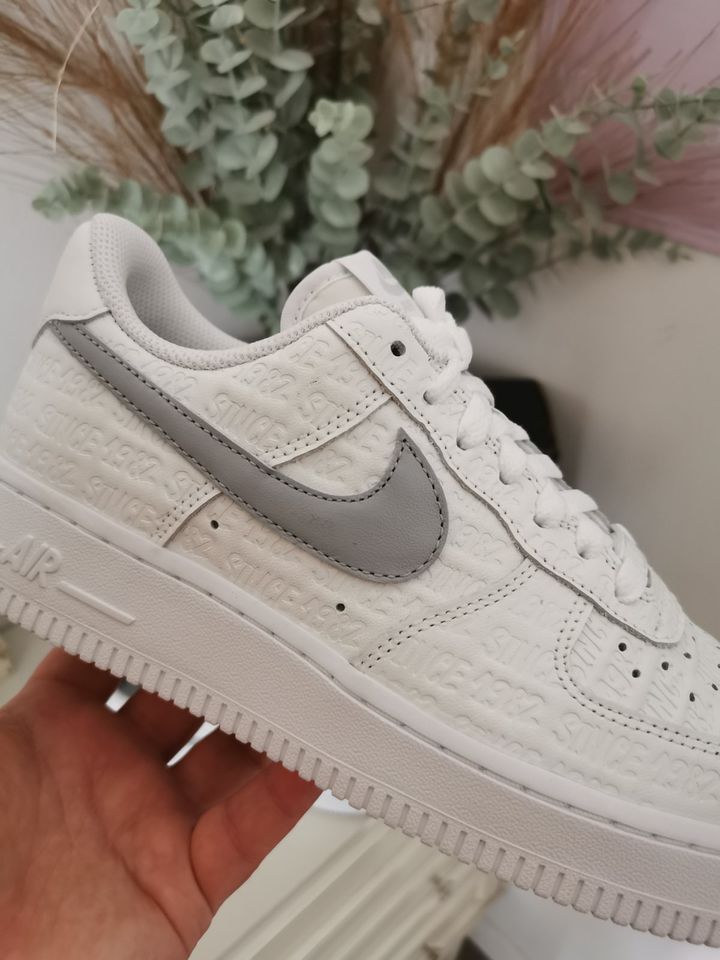 Nike Air Force 1 - Sonderedition - neu gr 39 in Essen