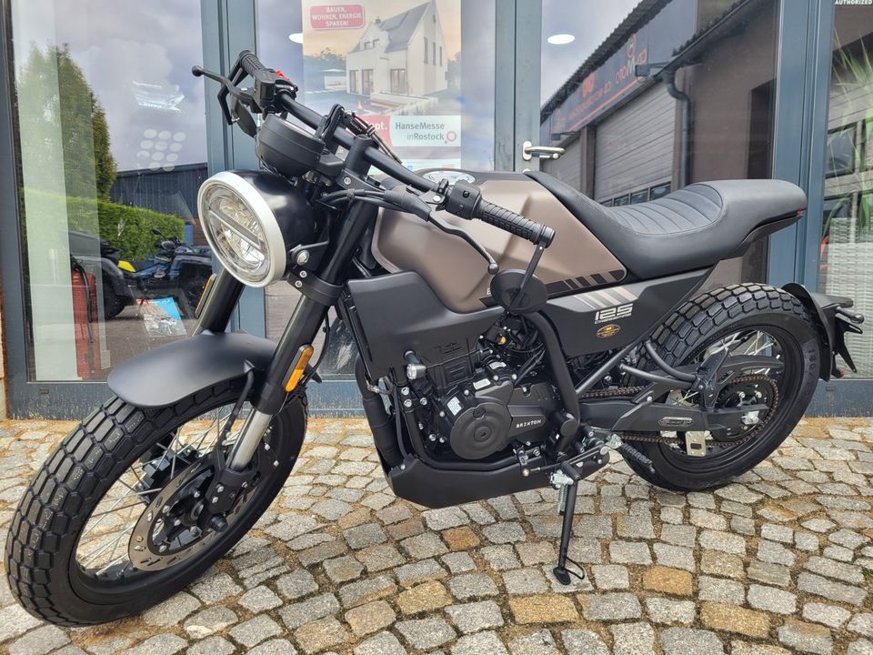 Brixton, Crossfire LC 125, Leichtkraftrad, Motorrad, 125ccm, ABS in Papendorf MV