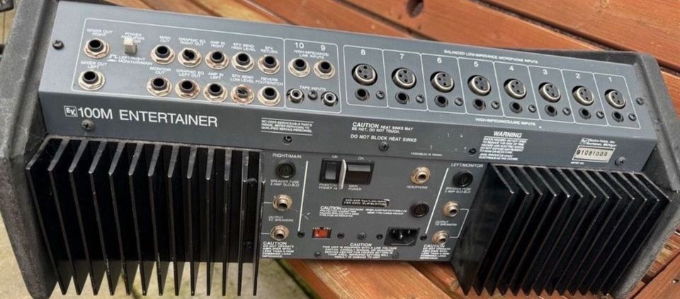 100M Entertainer Stereo Powered Mixer,Nur noch bis Freitag Online in Köln