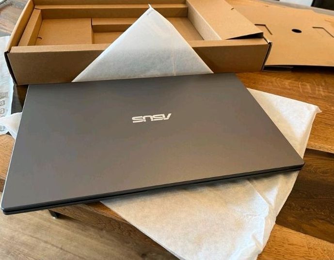 Asus Vivobook Notebook Studenten 13,5 Zoll FHD in Erfurt