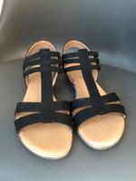 Sandalen Größe 37 Hessen - Felsberg Vorschau