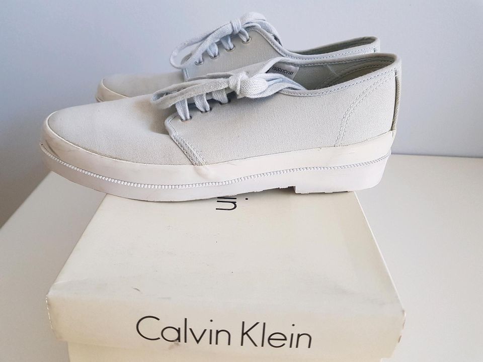 Sneaker Calvin Klein 6 M 36 37 hellblau in Bargteheide