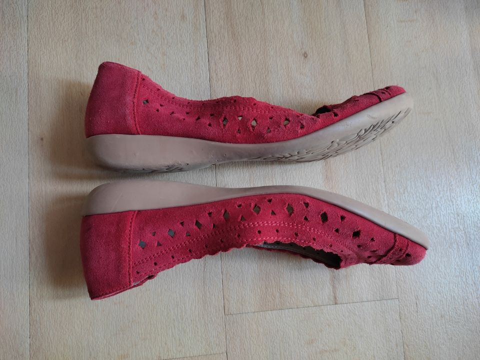 Caprice Ballerinas Slipper, Halbschuhe Wildleder, Rot, Gr. 38,5 in Tübingen