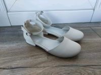 Spangenschuhe Ballerina Gr. 31 weiß feierlich feine Schuhe Niedersachsen - Sehnde Vorschau