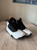 Air Jordan Sneaker Schuhe schwarz weiß schwarz in Größe 38,5 Bayern - Bad Wörishofen Vorschau