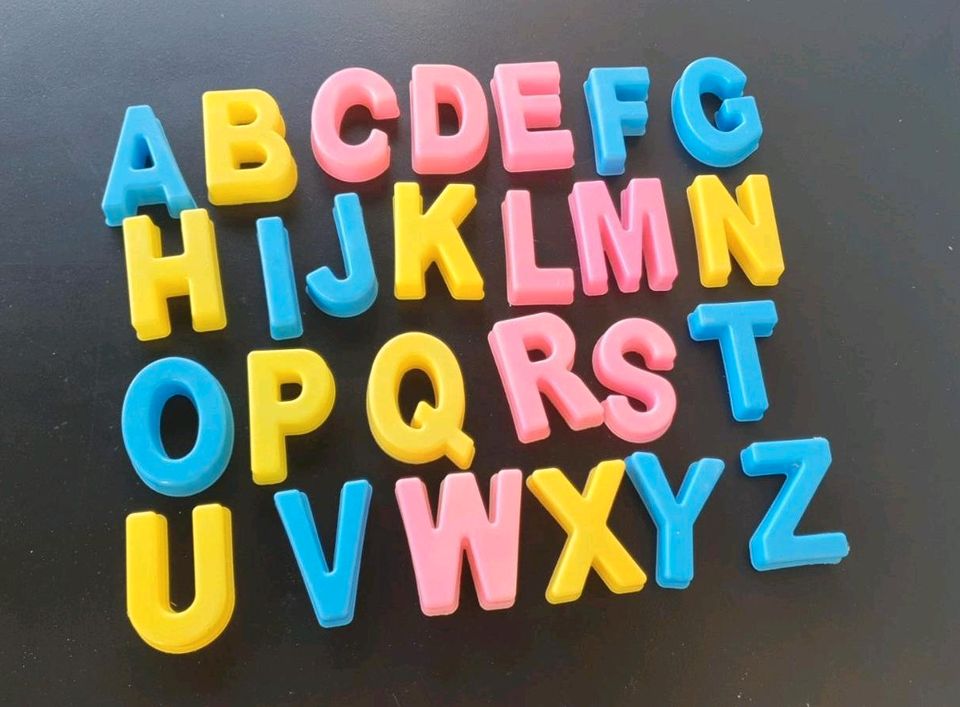 Sandförmchen Alphabet in Dettighofen