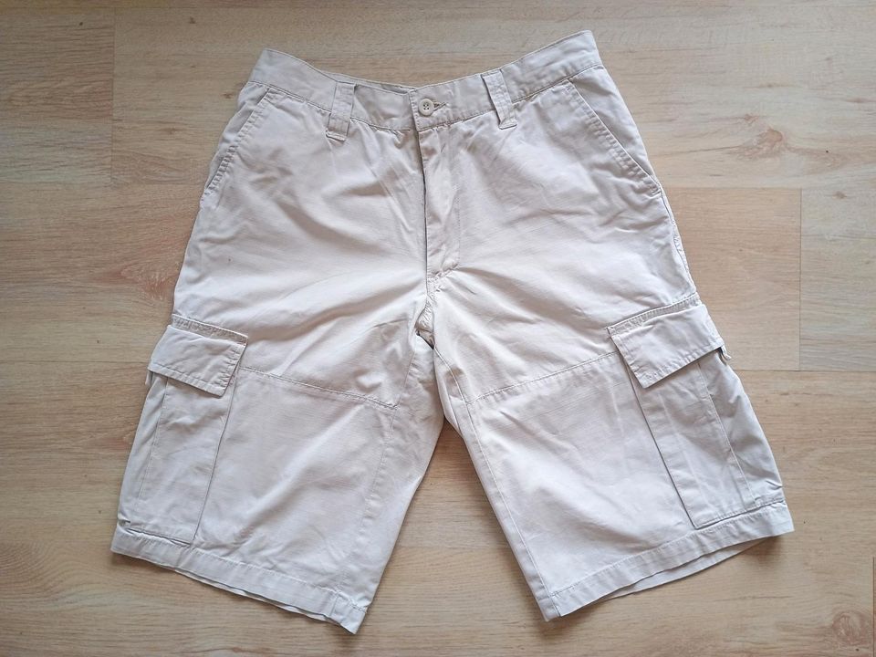 Shorts, hellbeige, Cargo, Herren, v. LOGG, Gr. S, fällt aus wie L in Bockhorn