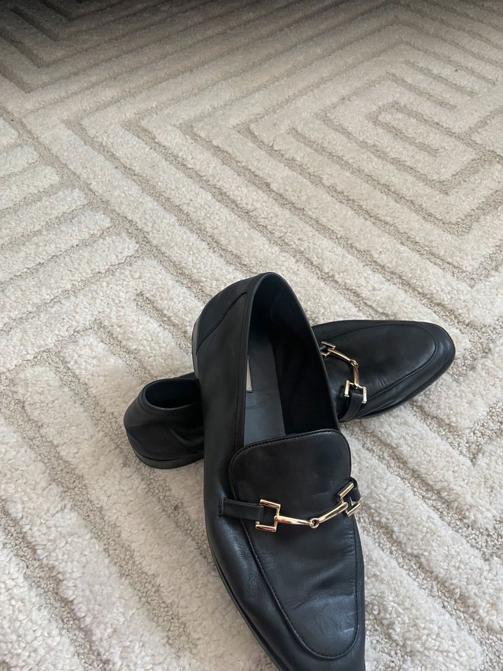 Schuhe loafer H&M 40 in Frankfurt am Main