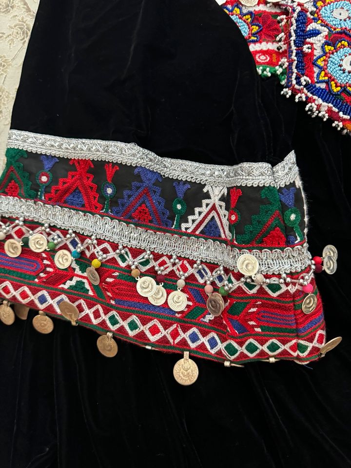 Afghanische Kleid , Afghanische Herrenweste in Hamburg