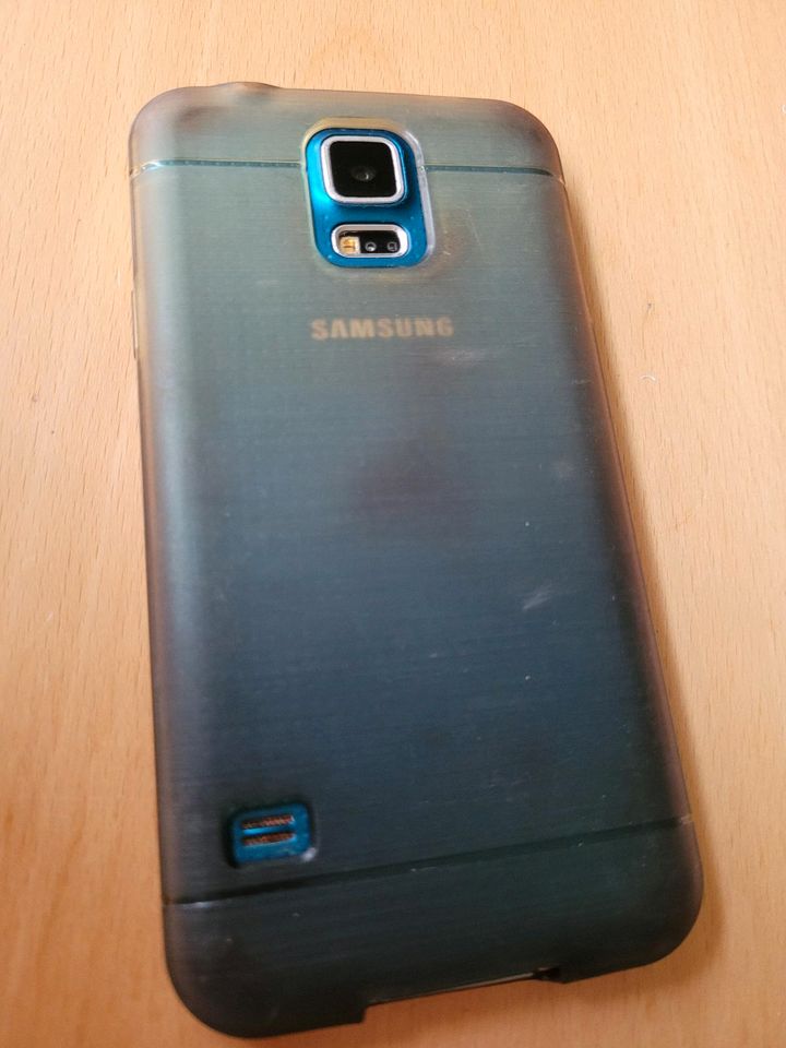 Samsung Galaxy S5 in Borken