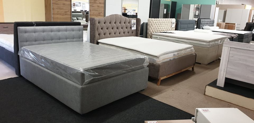 0% FINANZIERUNG  NEU Komfort Polster Bett 160/180 x 200cm Bettkasten Chesterfield. Matratze Topper in Pampow