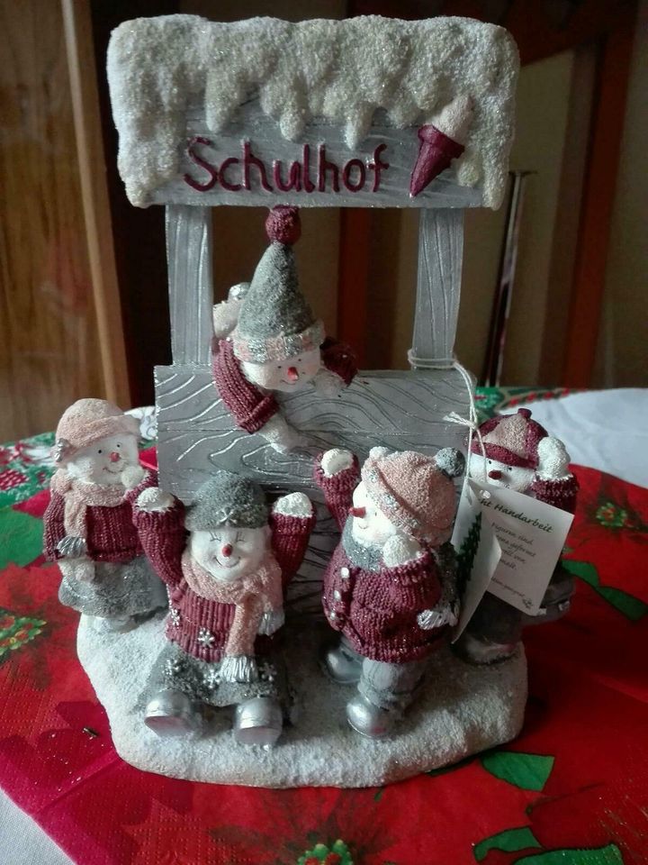 Weihnachtlich winterliche Figur echt handarbeit (Schulhof) in Herzberg am Harz