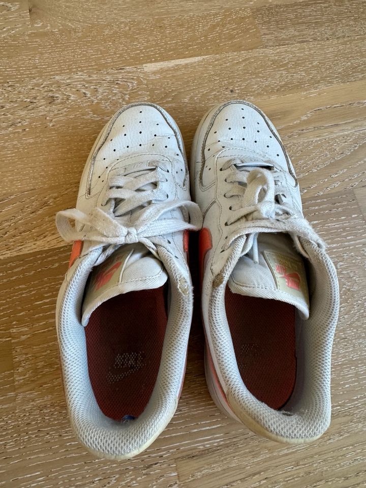 Nike Air Force 40 Sneaker Schuhe Damen weiß orange in Norderstedt