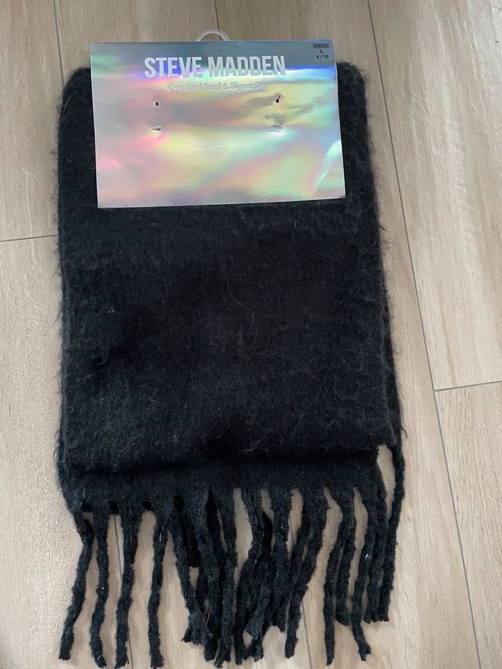 Warmer schwarzer Schal von Steve madden in Berlin