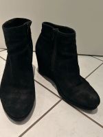 Damen Stiefeletten schwarz Wildleder Gr. 39 Kr. München - Oberschleißheim Vorschau