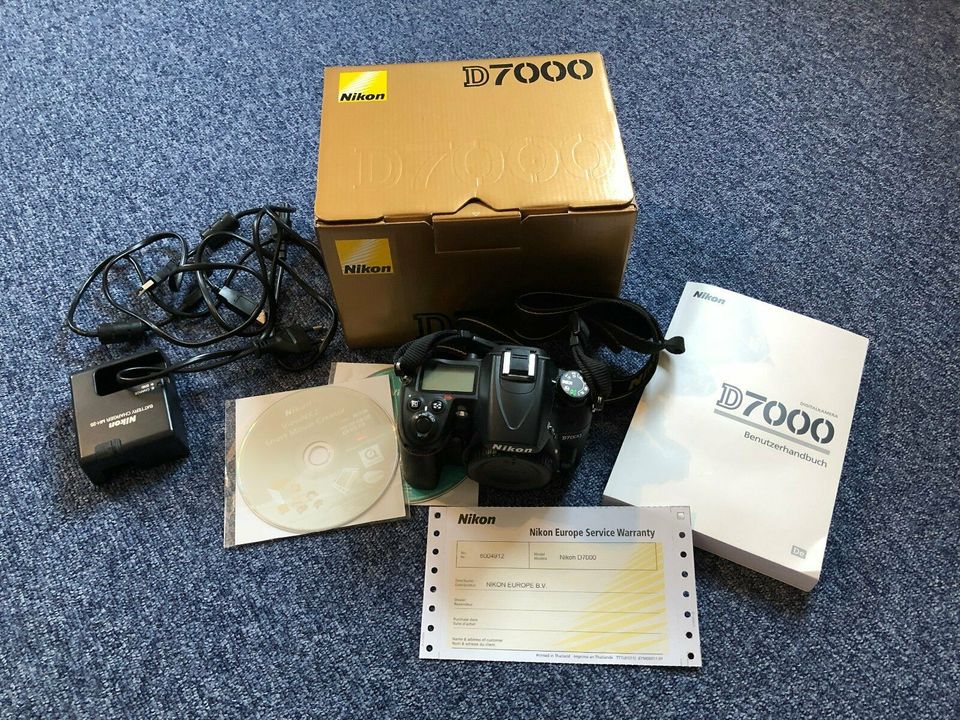 Nikon D7000 SLR-Digitalkamera (Zustand wie neu) in Reutlingen