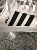 Adidas Sneaker/Adidas Schuhe Nordrhein-Westfalen - Hövelhof Vorschau