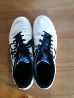 Hallenturnschuhe von adidas, Gr. 42/ 1/3 Bayern - Rattiszell Vorschau