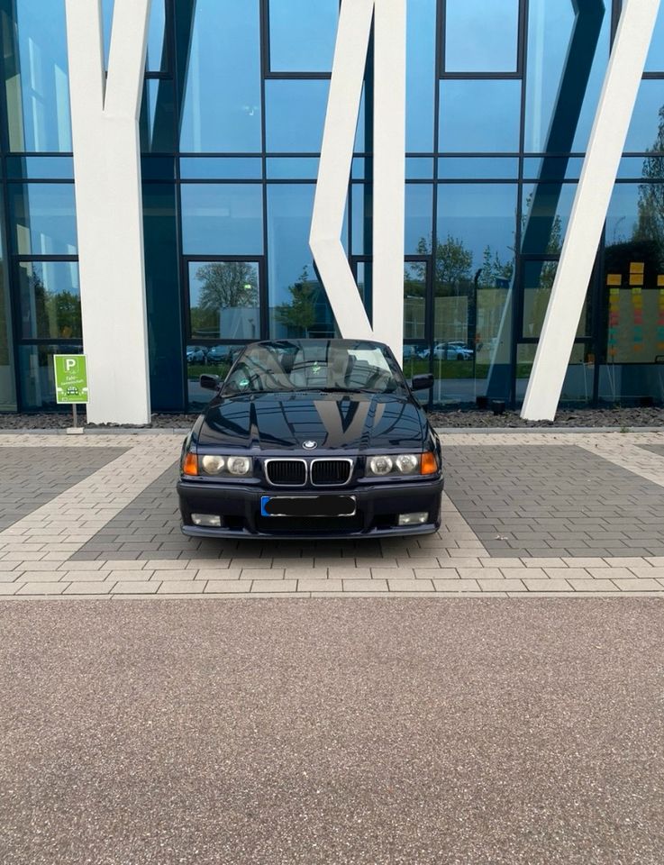 BMW E36 318i Cabrio Orientblau M Paket Vollleder Schalter in Heilbronn
